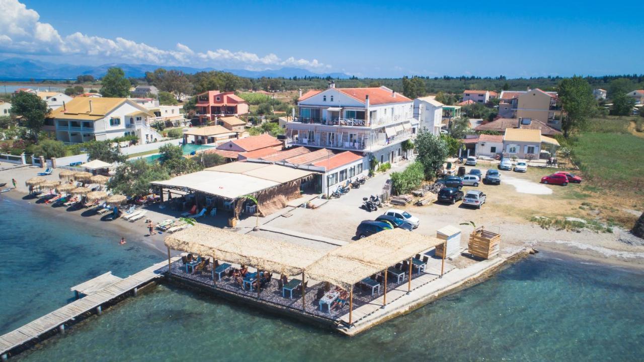 Petrakis Beach Лефкими Экстерьер фото