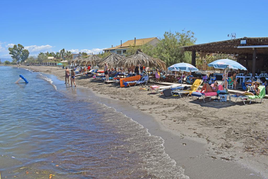 Petrakis Beach Лефкими Экстерьер фото